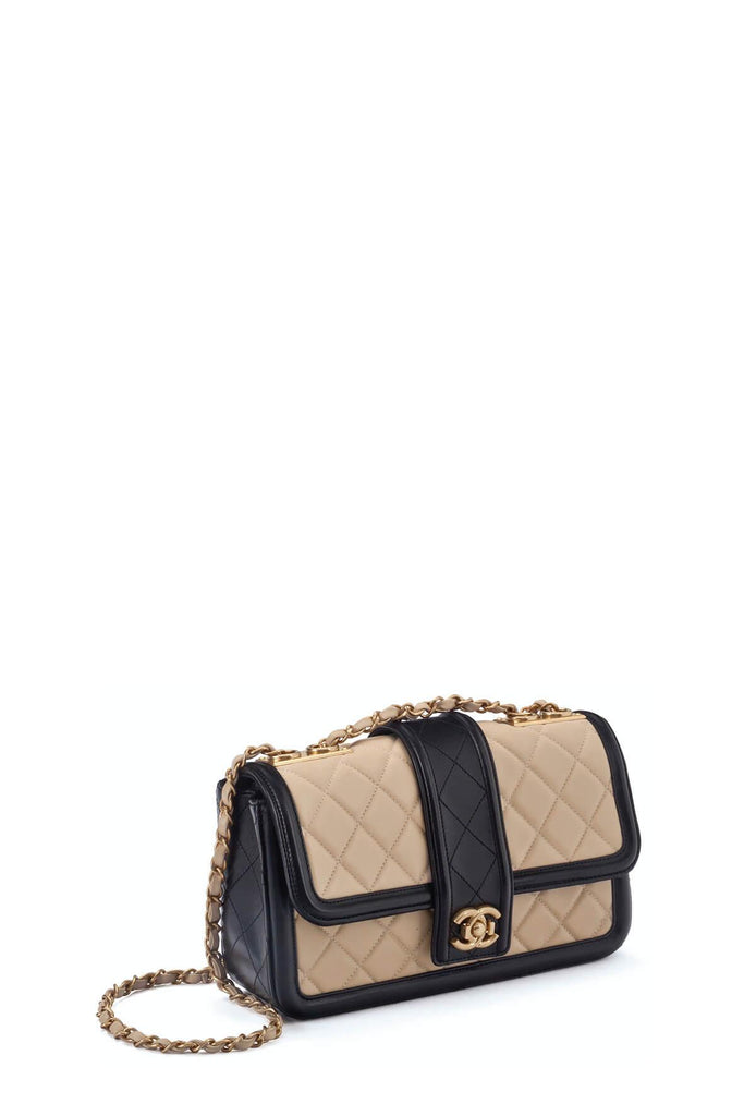 Quilted Medium Bi-Colour Lambskin Flap Bag Beige Black - Chanel