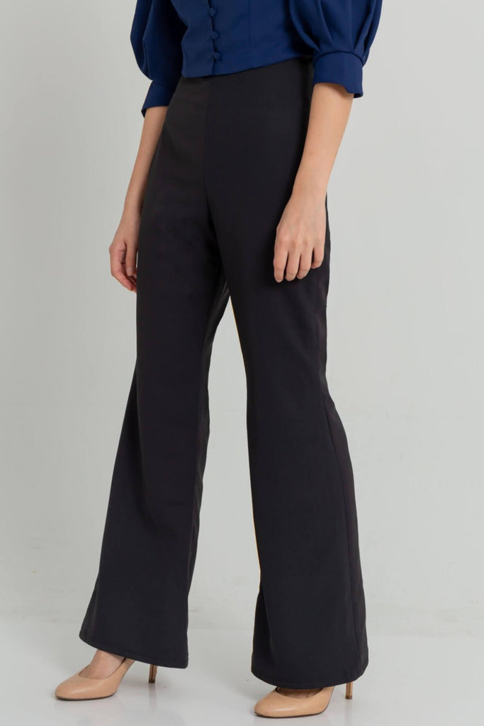 High Waisted Wide Legged Pants in Black - Josee P